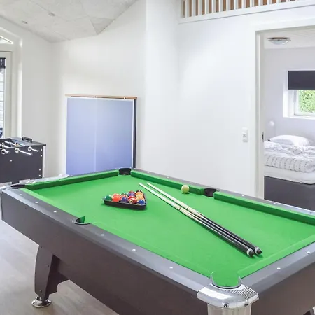 Tatil Evi 4 Bedroom Awesome In Hadsund Haslevgårde